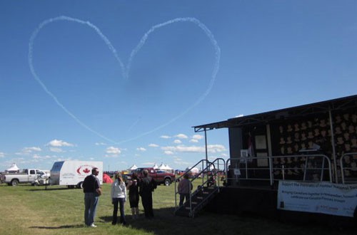 Slideshow-Airshow-Heart